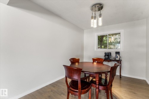 3 Windermere Drive, Spruce Grove, AB - Indoor Photo Showing Dining Room