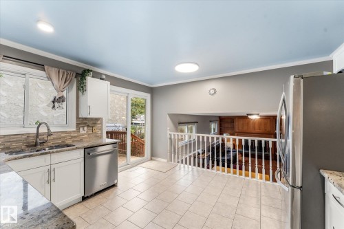 3 Windermere Drive, Spruce Grove, AB - Indoor Photo Showing Kitchen With Stainless Steel Kitchen With Double Sink