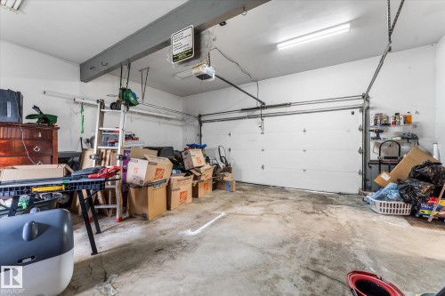 3 Windermere Drive, Spruce Grove, AB - Indoor Photo Showing Garage