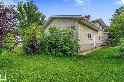 3 Windermere Drive, Spruce Grove, AB - Outdoor