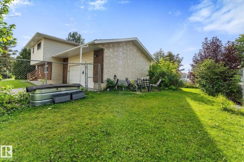 3 Windermere Drive, Spruce Grove, AB - Outdoor