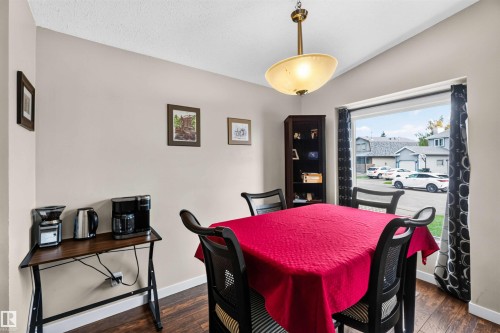 17132 96 Street Nw, Edmonton, AB - Indoor Photo Showing Dining Room