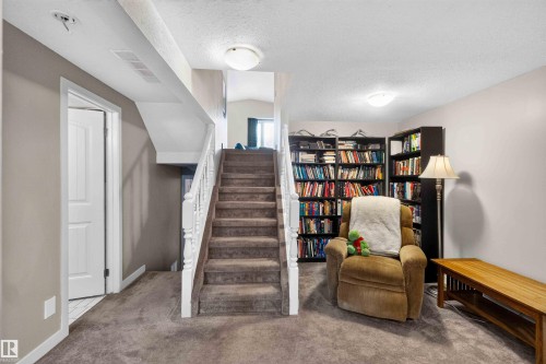 17132 96 Street Nw, Edmonton, AB - Indoor Photo Showing Other Room