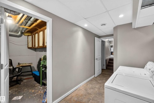 17132 96 Street Nw, Edmonton, AB - Indoor Photo Showing Laundry Room