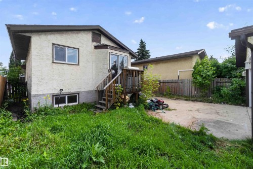 17132 96 Street Nw, Edmonton, AB - Outdoor