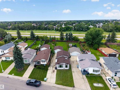 17132 96 Street Nw, Edmonton, AB - Outdoor With View