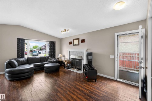 17132 96 Street Nw, Edmonton, AB - Indoor Photo Showing Living Room With Fireplace