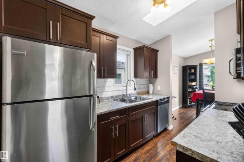 17132 96 Street Nw, Edmonton, AB - Indoor Photo Showing Kitchen With Double Sink