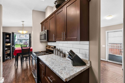 17132 96 Street Nw, Edmonton, AB - Indoor Photo Showing Kitchen With Upgraded Kitchen