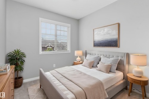 #98 4050 Savaryn Dr Sw, Edmonton, AB - Indoor Photo Showing Bedroom
