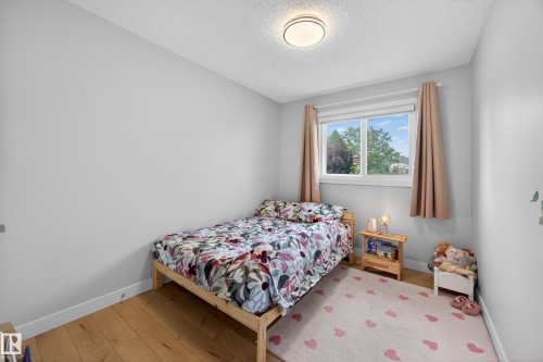 9915 154 Street Nw, Edmonton, AB - Indoor Photo Showing Bedroom