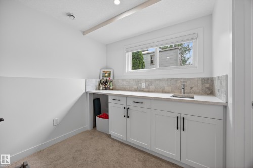 9915 154 Street Nw, Edmonton, AB - Indoor Photo Showing Other Room
