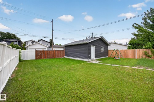 9915 154 Street Nw, Edmonton, AB - Outdoor
