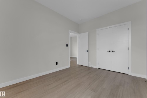 1912 48 Street Sw, Edmonton, AB - Indoor Photo Showing Other Room