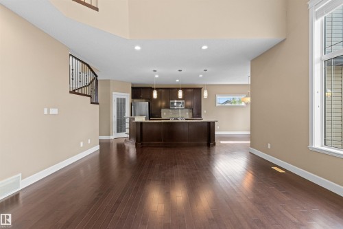 1133 Hays Drive Nw, Edmonton, AB - Indoor