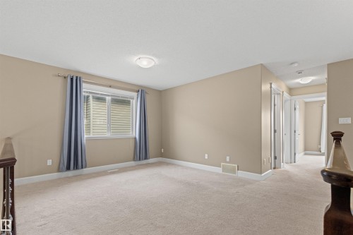 1133 Hays Drive Nw, Edmonton, AB - Indoor