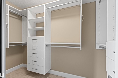 1133 Hays Drive Nw, Edmonton, AB - Indoor With Storage