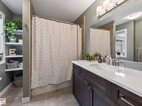 156 Sturtz Bend, Leduc, AB - Indoor Photo Showing Bathroom