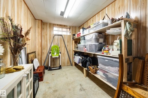 4233 85 Street Nw, Edmonton, AB - Indoor Photo Showing Other Room