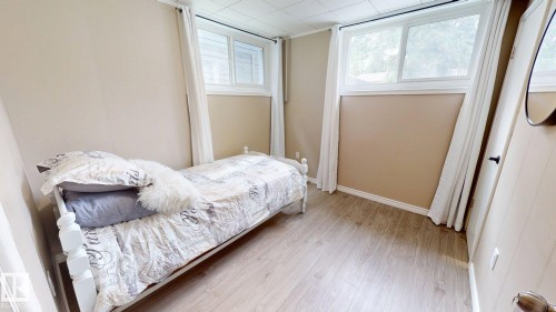 11406 66 Street Nw, Edmonton, AB - Indoor Photo Showing Bedroom