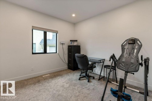 3 Lee Place, St. Albert, AB - Indoor Photo Showing Other Room
