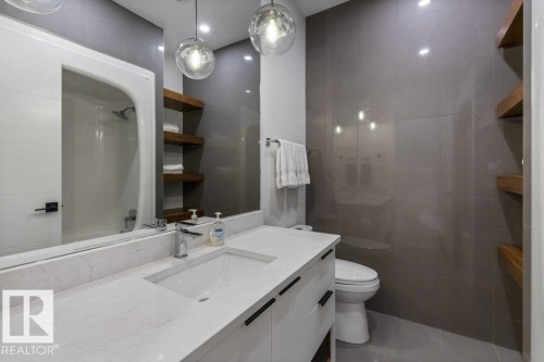 3 Lee Place, St. Albert, AB - Indoor Photo Showing Bathroom
