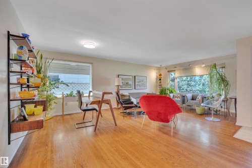 5331 105 Street Nw, Edmonton, AB - Indoor