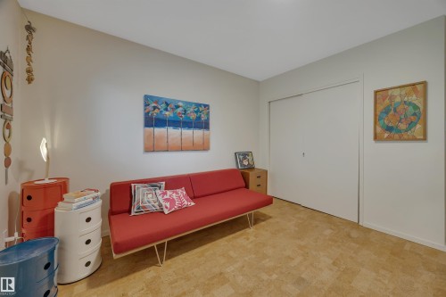 5331 105 Street Nw, Edmonton, AB - Indoor