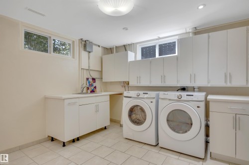 5331 105 Street Nw, Edmonton, AB - Indoor Photo Showing Laundry Room