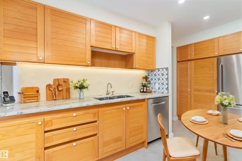 #7 14824 45 Av Nw, Edmonton, AB - Indoor Photo Showing Kitchen With Double Sink
