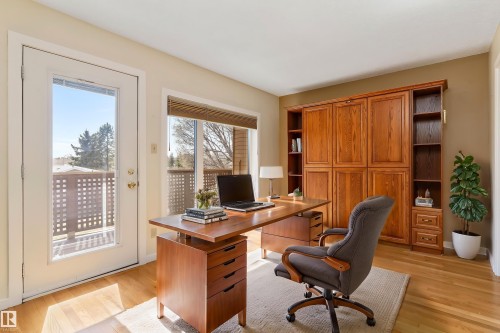 #7 14824 45 Av Nw, Edmonton, AB - Indoor Photo Showing Office