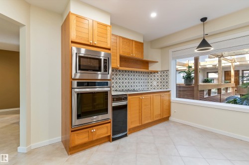#7 14824 45 Av Nw, Edmonton, AB - Indoor Photo Showing Kitchen