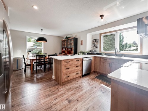 37 Ash Crescent, St. Albert, AB - Indoor Photo Showing Other Room