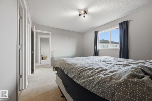 73 Dalquist Bay, Leduc, AB - Indoor Photo Showing Bedroom