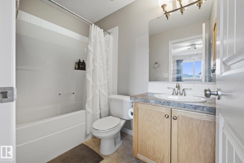 73 Dalquist Bay, Leduc, AB - Indoor Photo Showing Bathroom