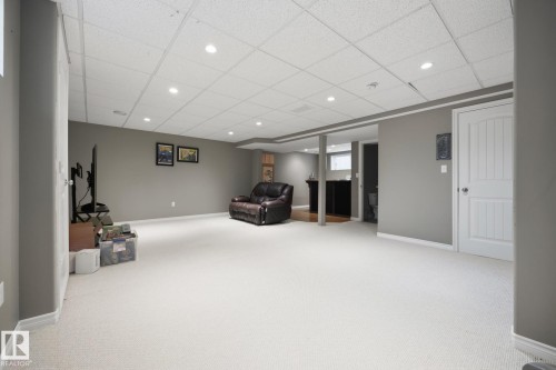 73 Dalquist Bay, Leduc, AB - Indoor