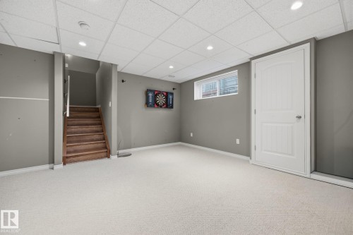 73 Dalquist Bay, Leduc, AB - Indoor