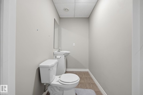 73 Dalquist Bay, Leduc, AB - Indoor Photo Showing Bathroom