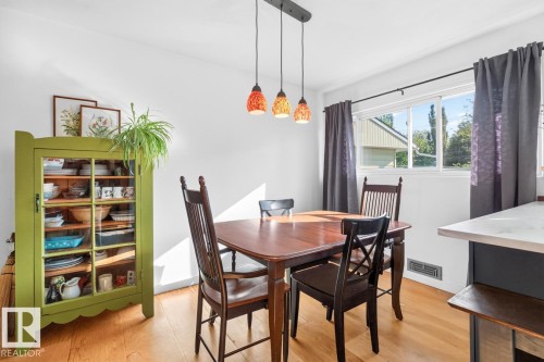 9603 79 Street Nw, Edmonton, AB - Indoor Photo Showing Dining Room