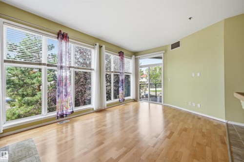 #248 4827 104A St Nw, Edmonton, AB - Indoor Photo Showing Other Room
