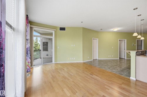 #248 4827 104A St Nw, Edmonton, AB - Indoor Photo Showing Other Room