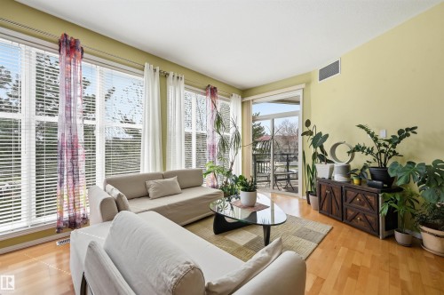 #248 4827 104A St Nw, Edmonton, AB - Indoor Photo Showing Living Room