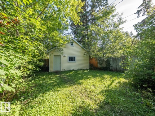 11005 80 Avenue Nw, Edmonton, AB - Outdoor