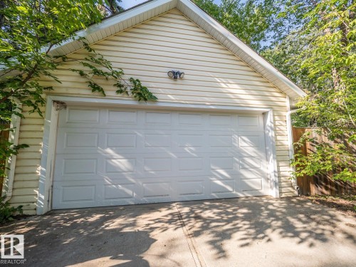 11005 80 Avenue Nw, Edmonton, AB - Outdoor