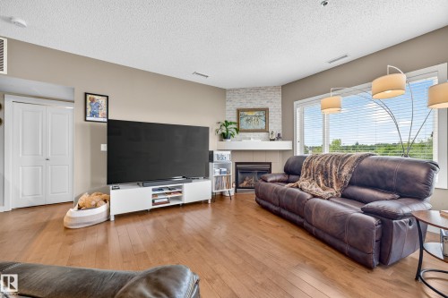 #115 35 Sturgeon Rd, St. Albert, AB - Indoor Photo Showing Living Room