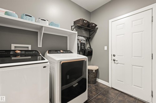 1457 Wates Link Sw, Edmonton, AB - Indoor Photo Showing Laundry Room