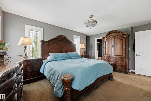 1457 Wates Link Sw, Edmonton, AB - Indoor Photo Showing Bedroom