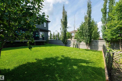 1457 Wates Link Sw, Edmonton, AB - Outdoor