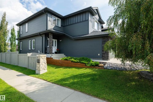1457 Wates Link Sw, Edmonton, AB - Outdoor