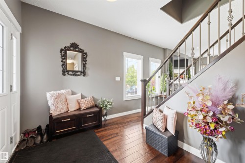1457 Wates Link Sw, Edmonton, AB - Indoor Photo Showing Other Room